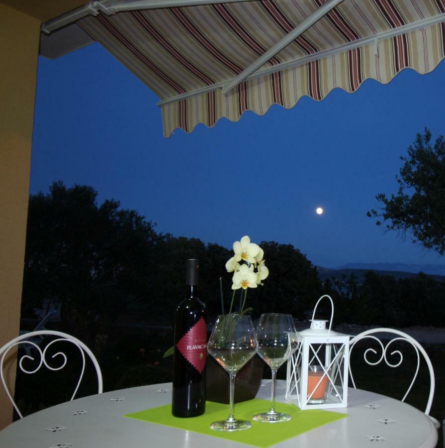 Apartmani Olea Krk 克尔克 外观 照片