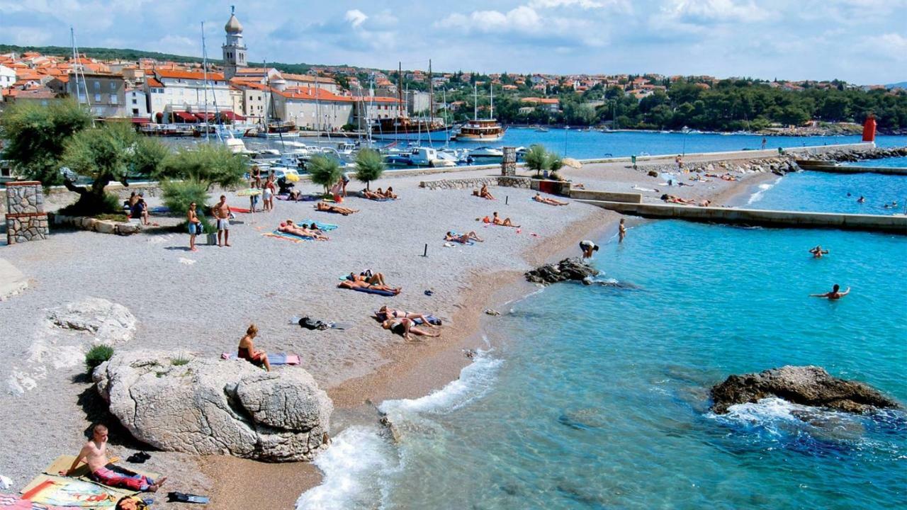 Apartmani Olea Krk 克尔克 外观 照片